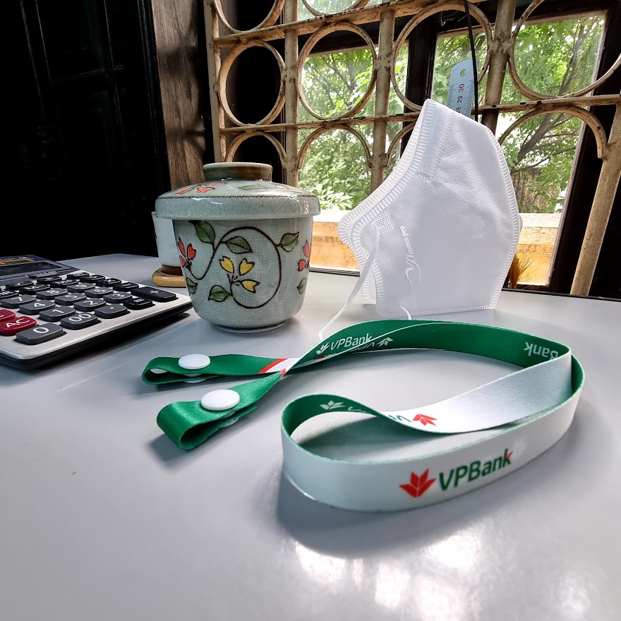 Dây đeo khẩu trang VPbank